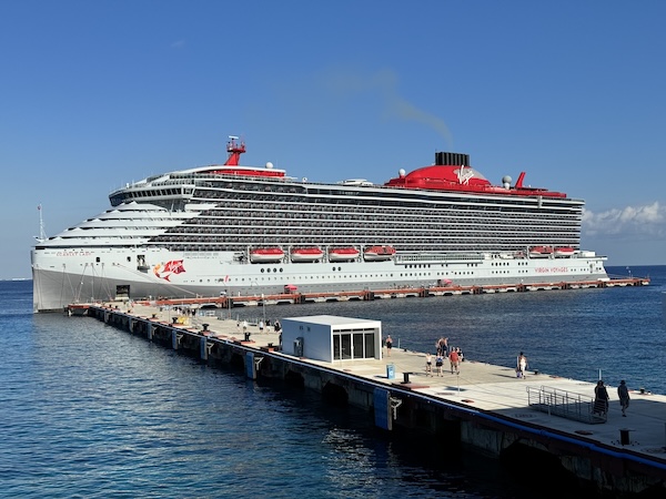 Scarlet Lady Nov 2023